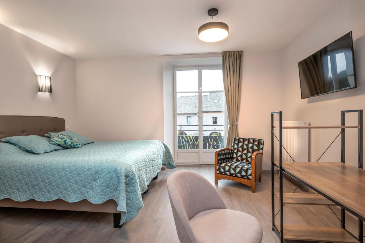 Hotel Restaurant De La Poste Et La Grange Detente, Espace Bien-Etre Châteauneuf-de-Randon Eksteriør billede
