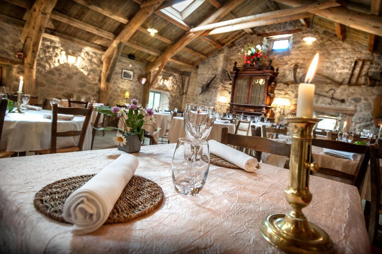 Hotel Restaurant De La Poste Et La Grange Detente, Espace Bien-Etre Châteauneuf-de-Randon Eksteriør billede