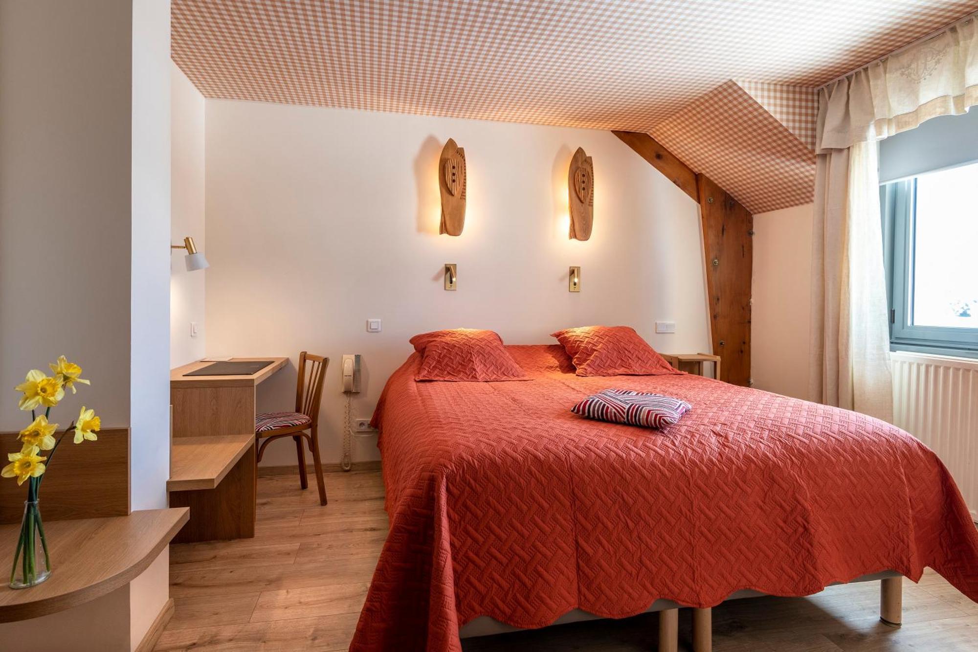 Hotel Restaurant De La Poste Et La Grange Detente, Espace Bien-Etre Châteauneuf-de-Randon Værelse billede