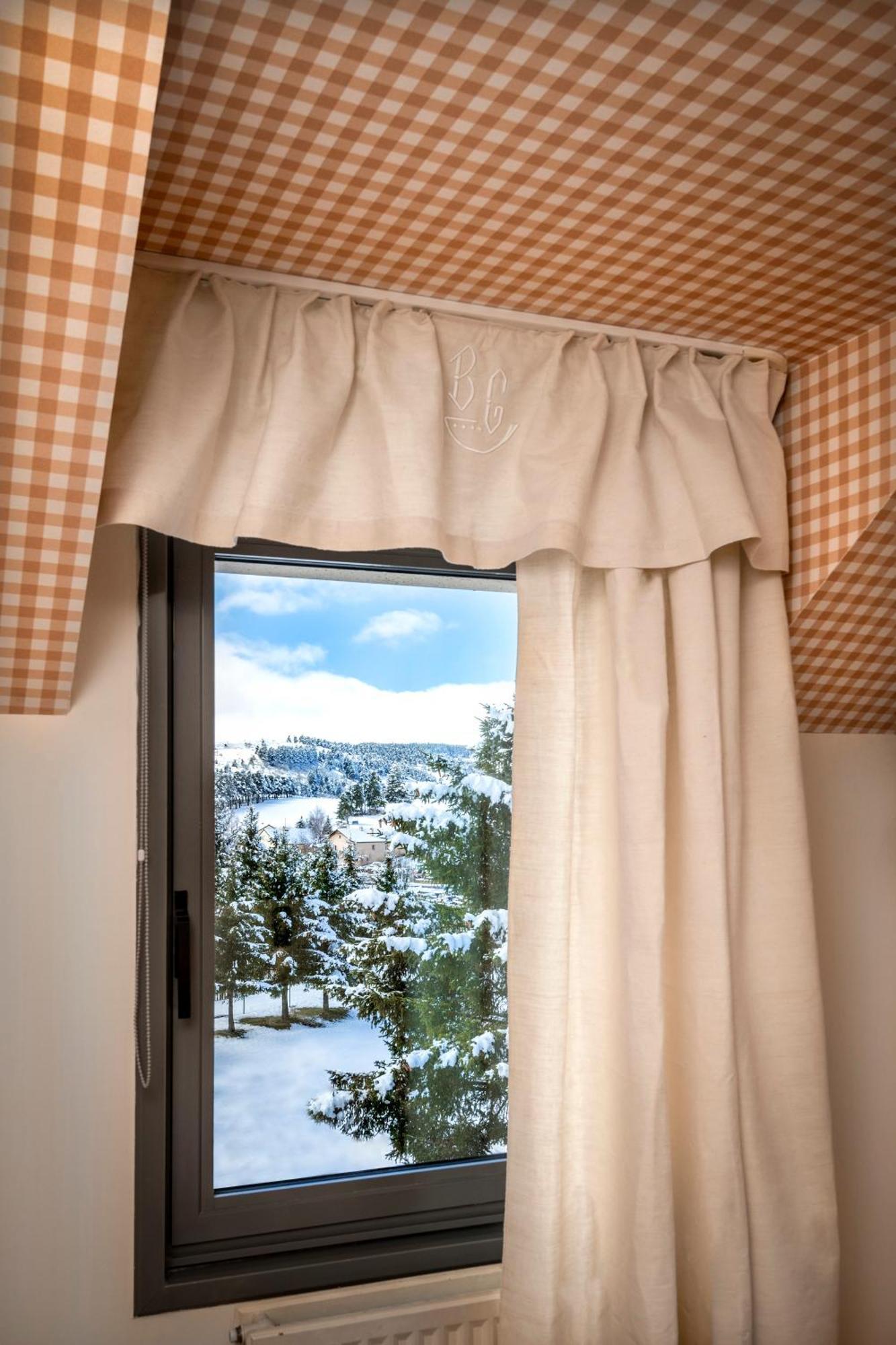 Hotel Restaurant De La Poste Et La Grange Detente, Espace Bien-Etre Châteauneuf-de-Randon Værelse billede
