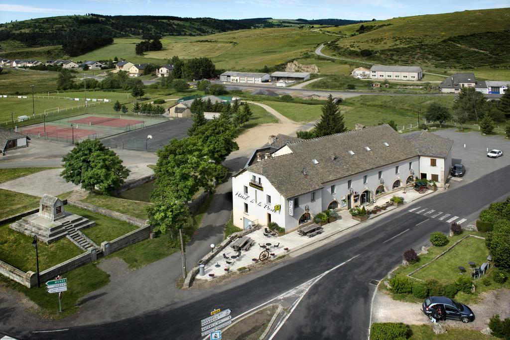 Hotel Restaurant De La Poste Et La Grange Detente, Espace Bien-Etre Châteauneuf-de-Randon Eksteriør billede