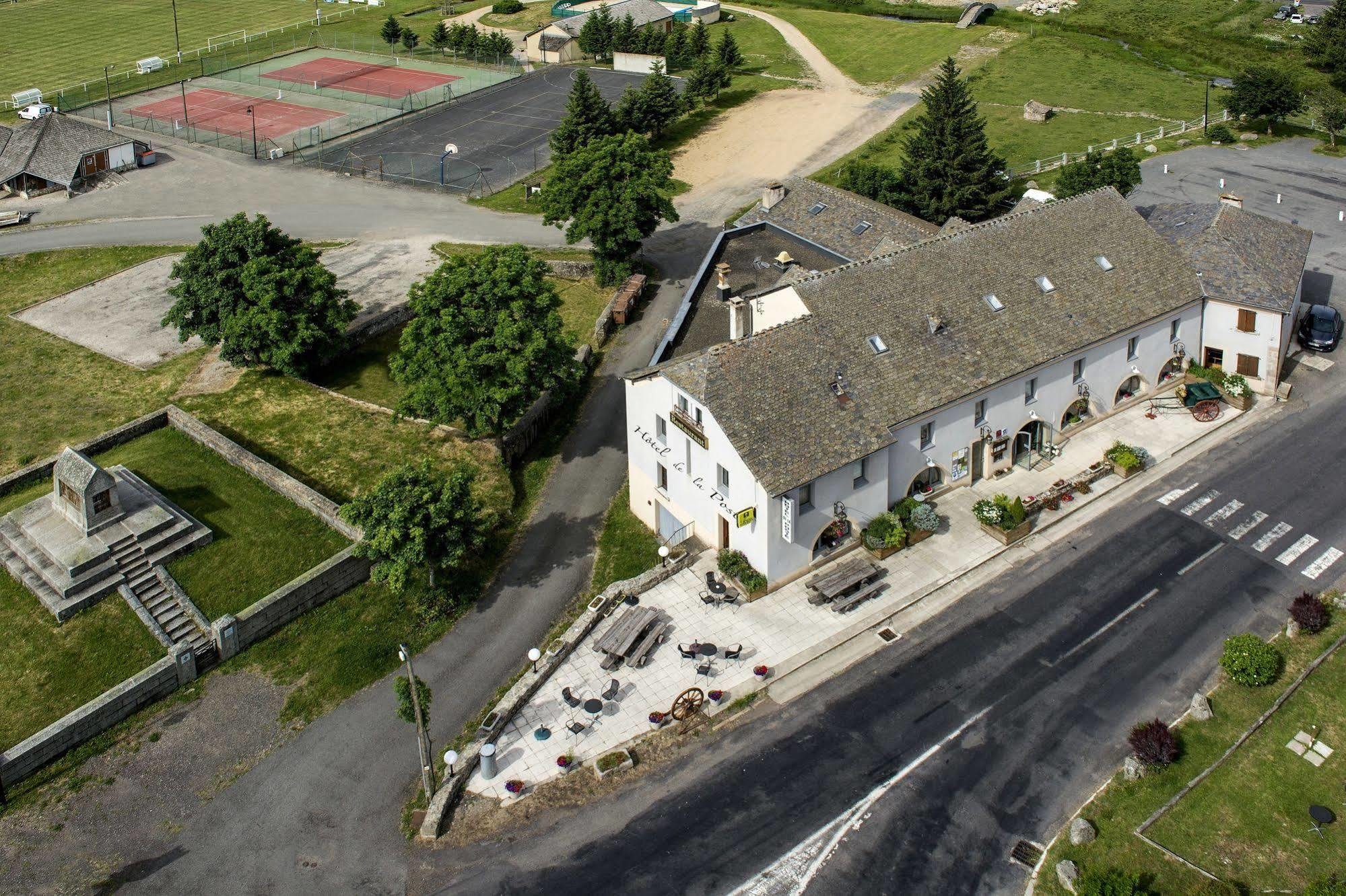 Hotel Restaurant De La Poste Et La Grange Detente, Espace Bien-Etre Châteauneuf-de-Randon Eksteriør billede