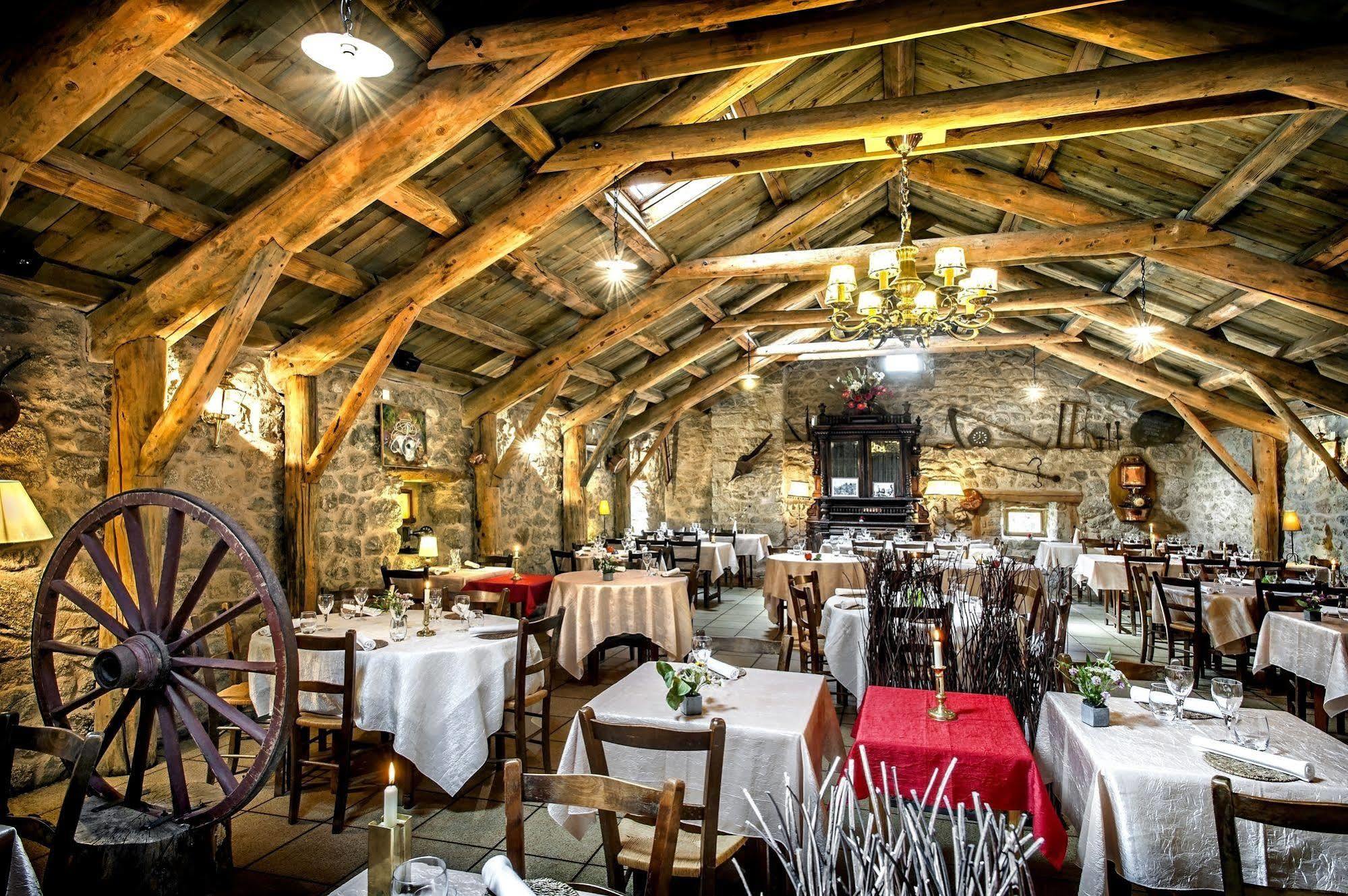 Hotel Restaurant De La Poste Et La Grange Detente, Espace Bien-Etre Châteauneuf-de-Randon Eksteriør billede